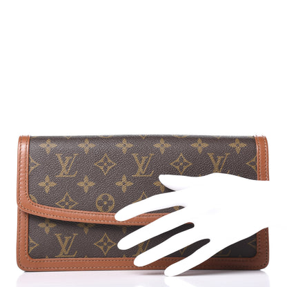 Louis Vuitton Monogram Pochette Dame 26 2 of 7