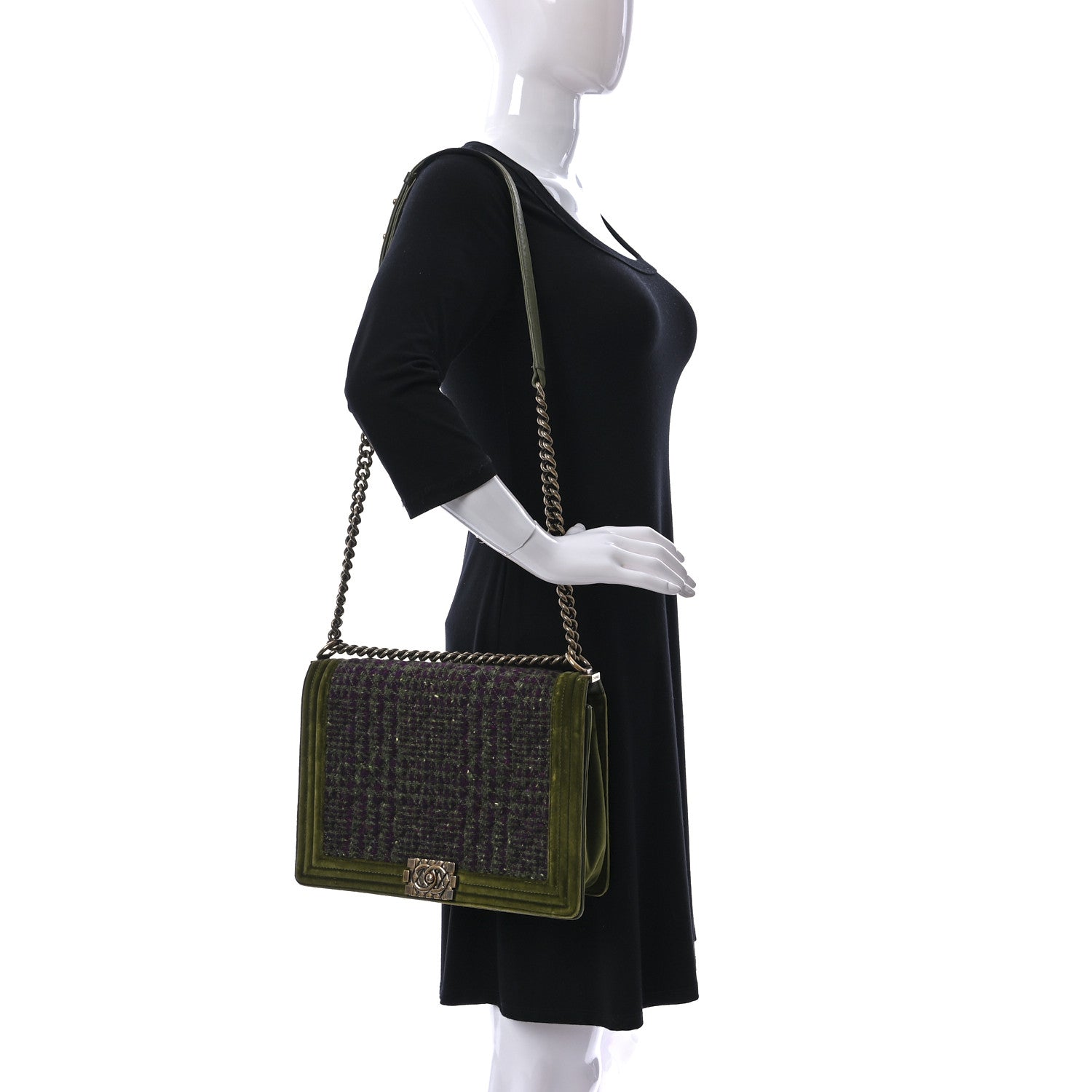 Chanel Velvet Tweed Large Boy Flap Green 2 of 12