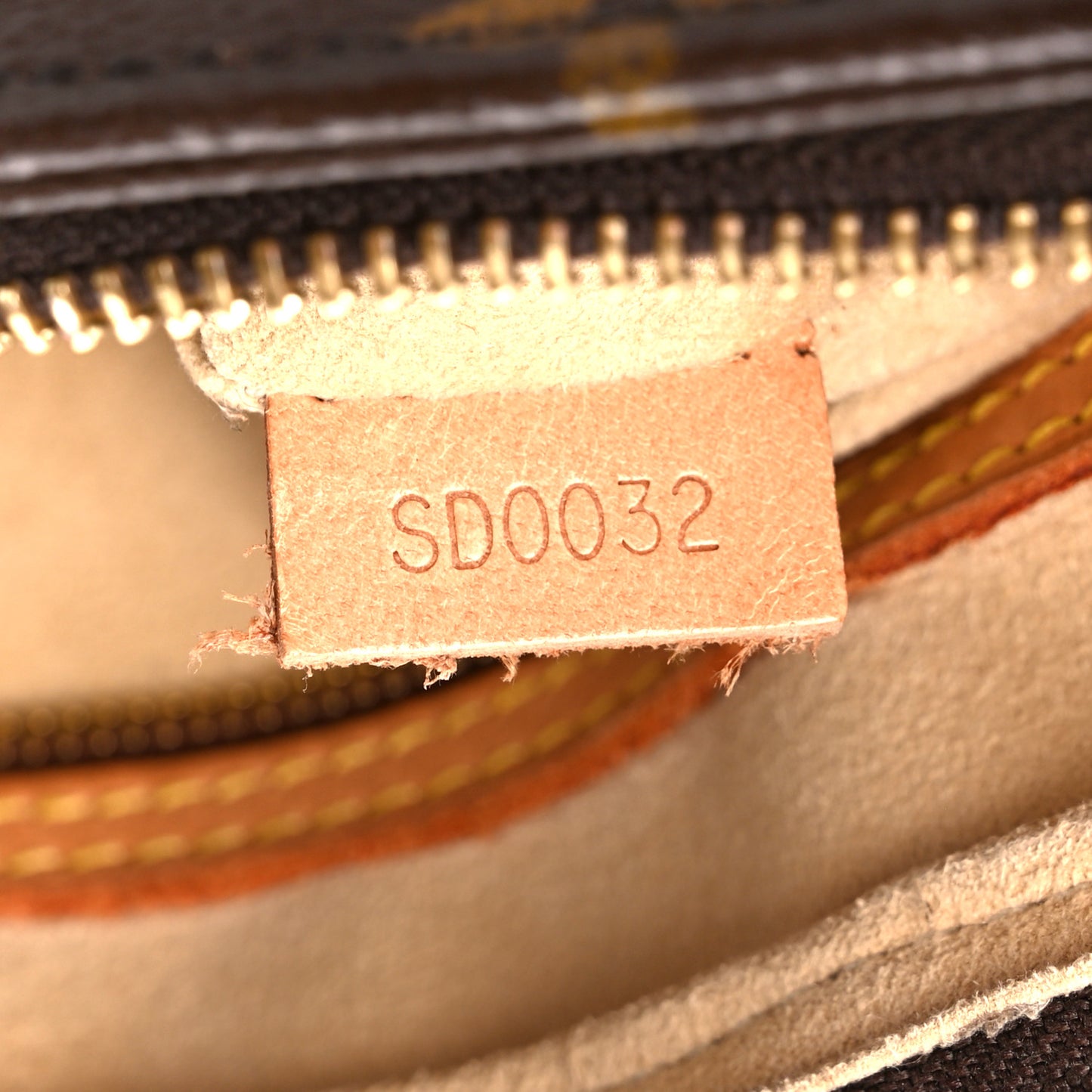 Monogram Looping MM