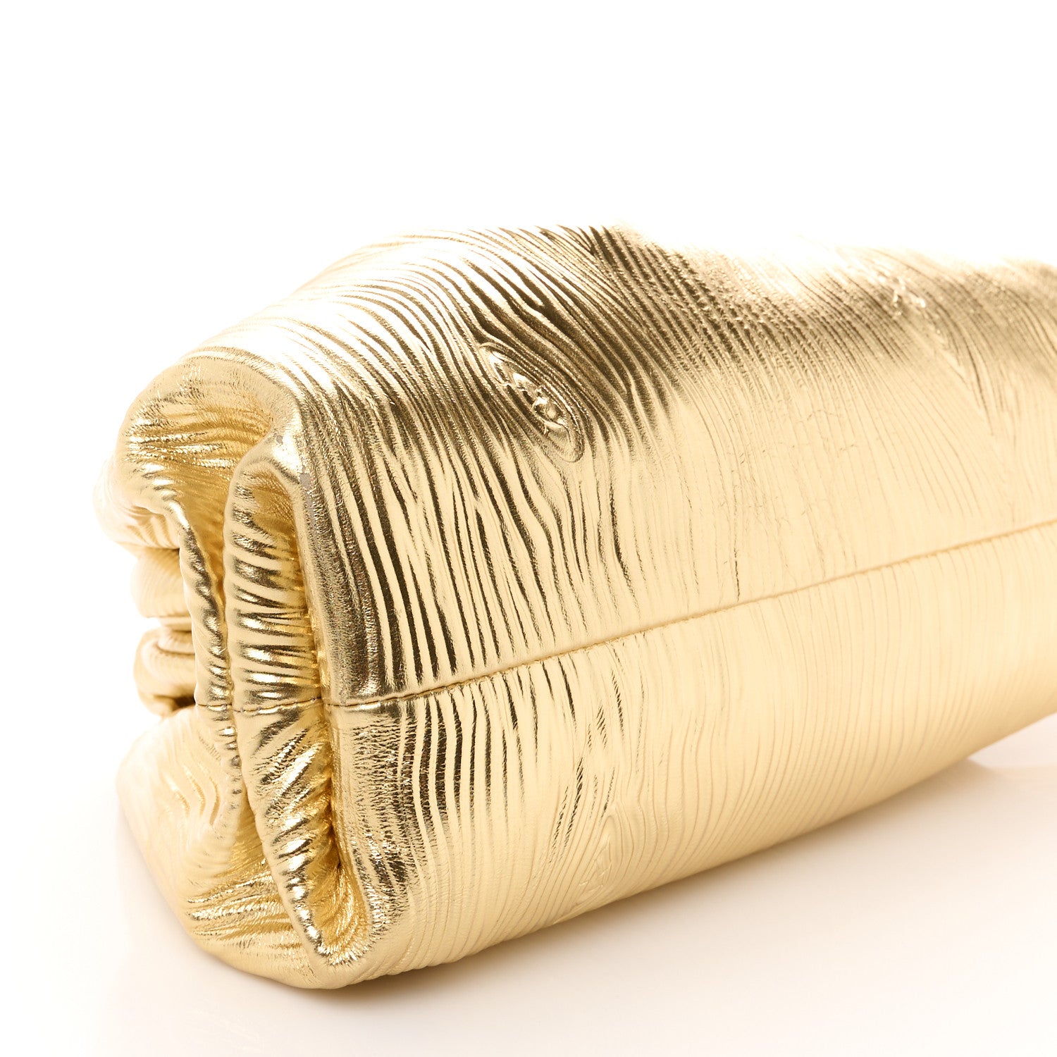 Bottega Veneta Metallic Bark Calfskin Embossed The Pouch Oversized Clutch Oro 9 of 10