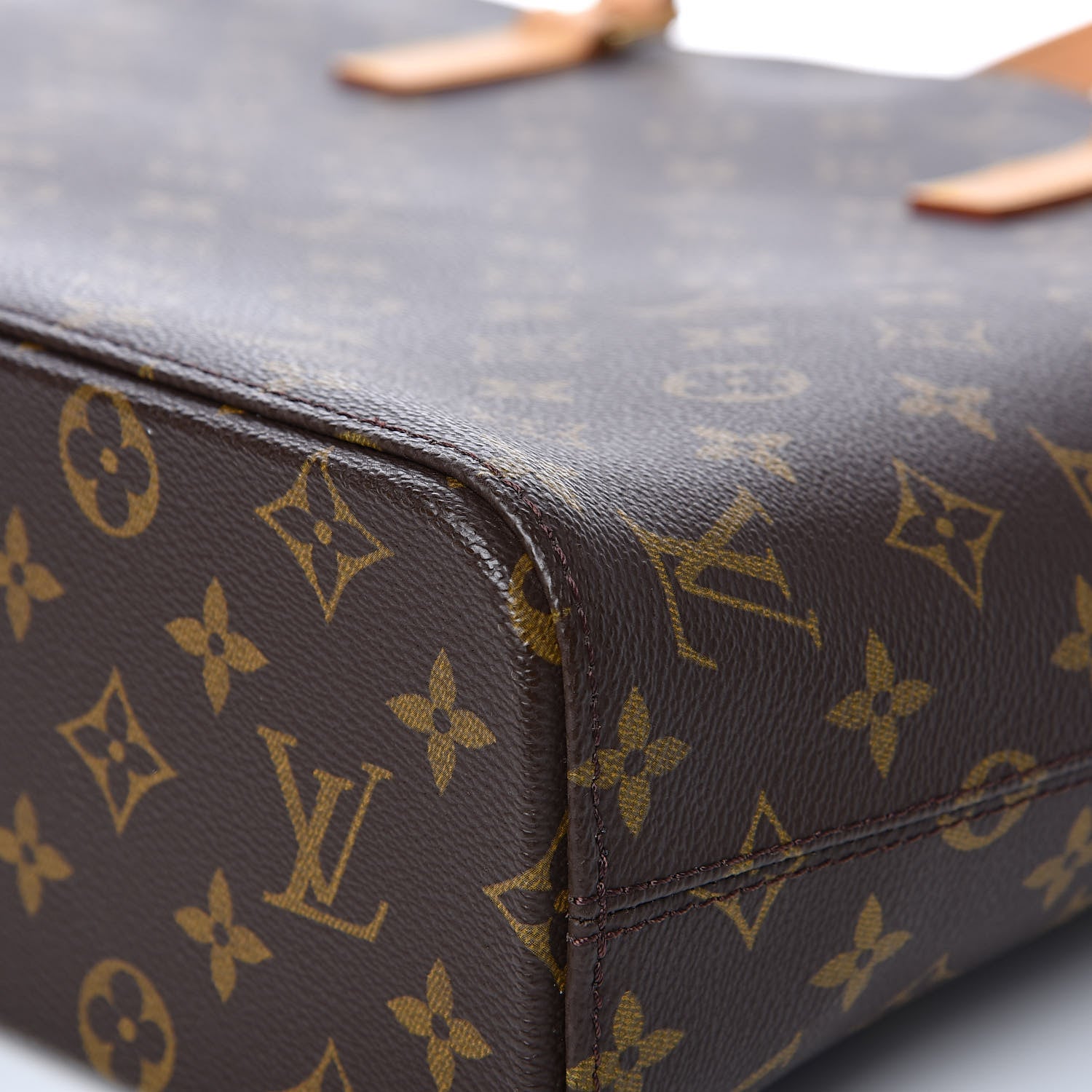 Louis Vuitton Monogram Luco 12 of 15
