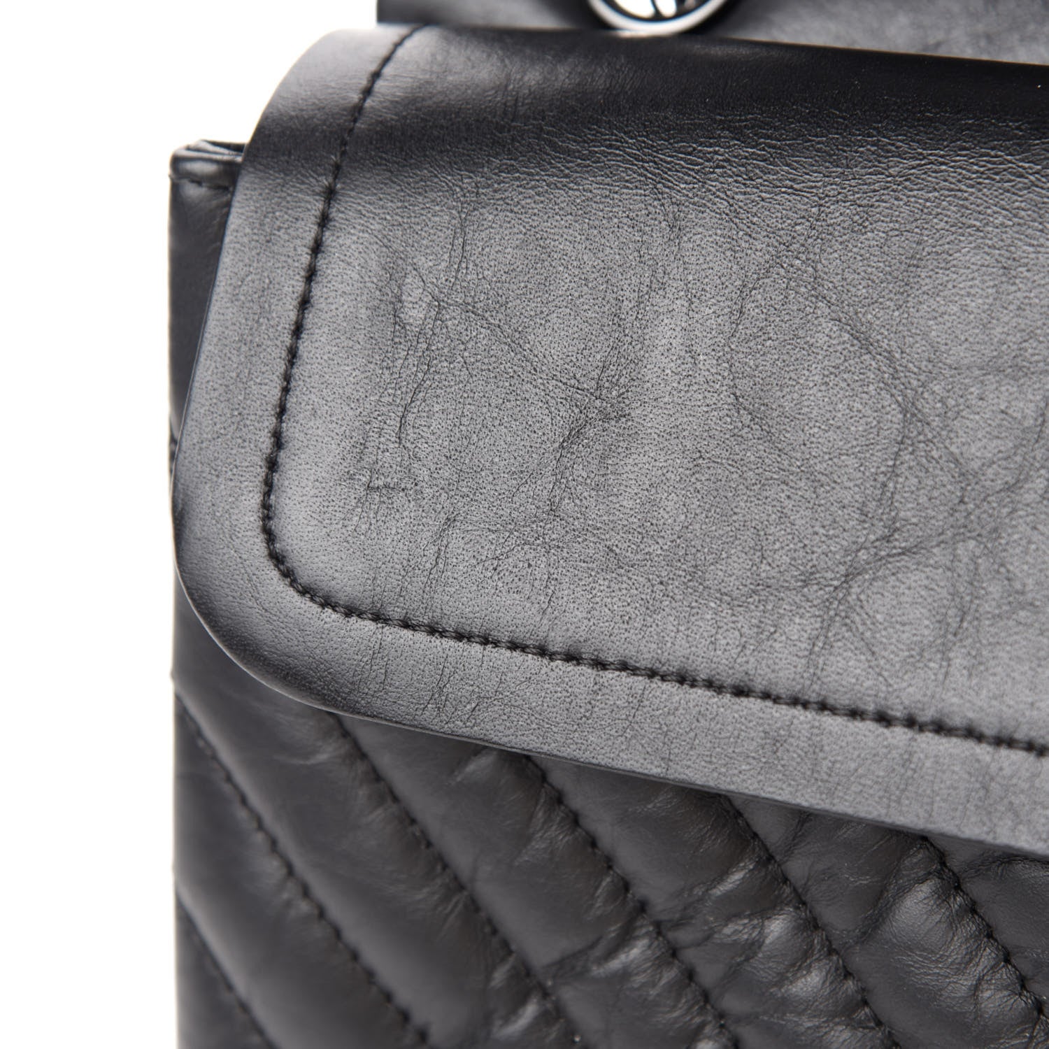 Chanel Aged Calfskin Chevron Quilted 2.55 Reissue 225 Flap So Black 8 of 15
