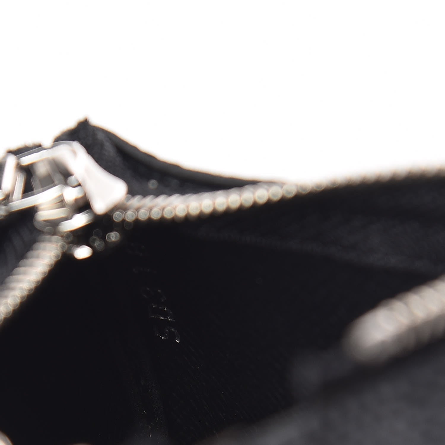Louis Vuitton Damier Graphite Key Pouch 14 of 14