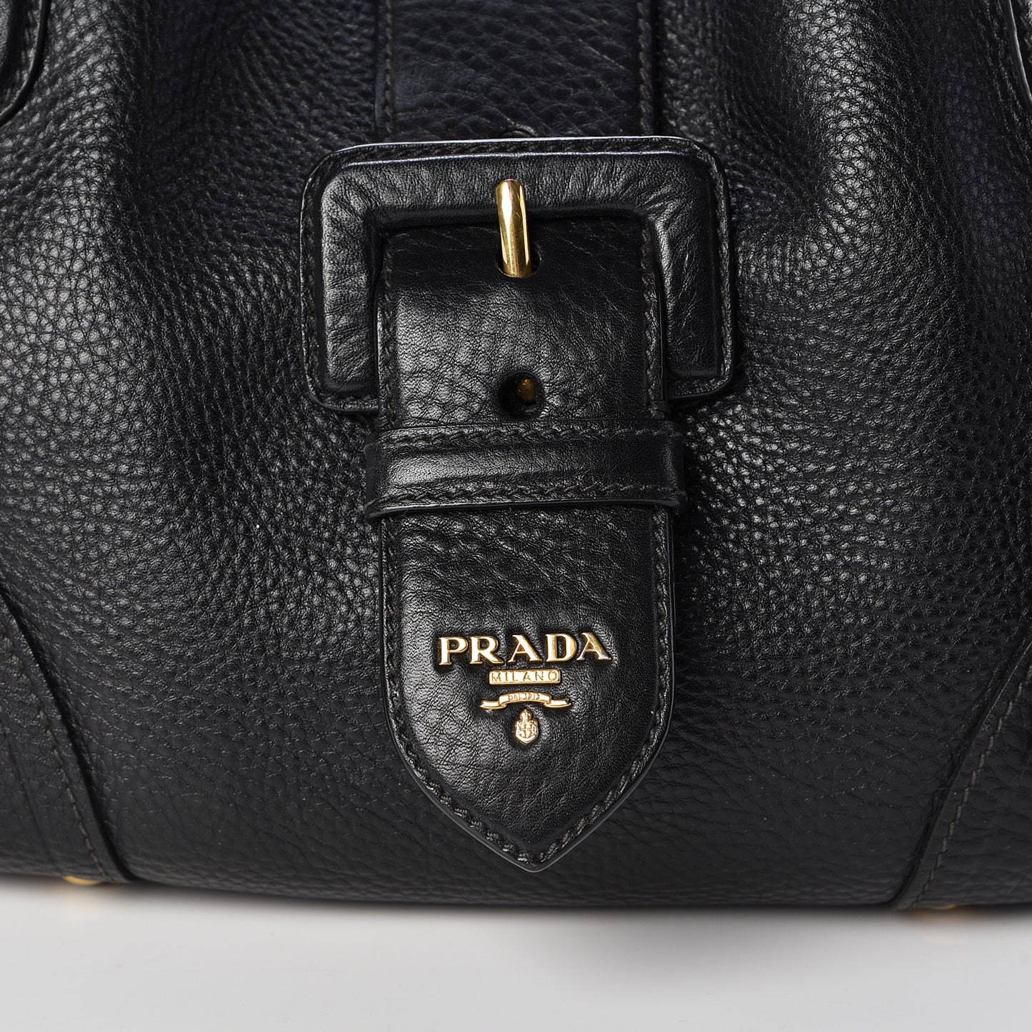 Vitello Daino Buckle Tote Black