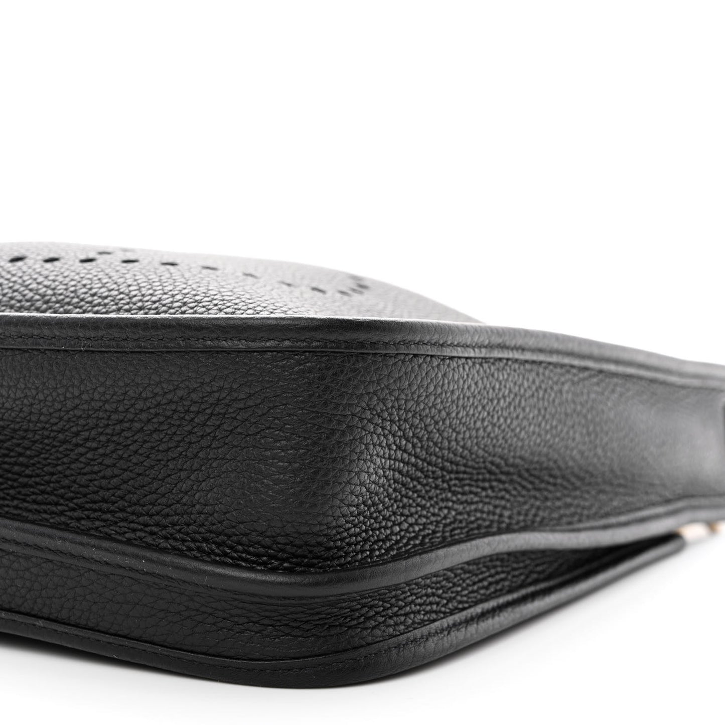 Taurillon Clemence Evelyne III PM Black
