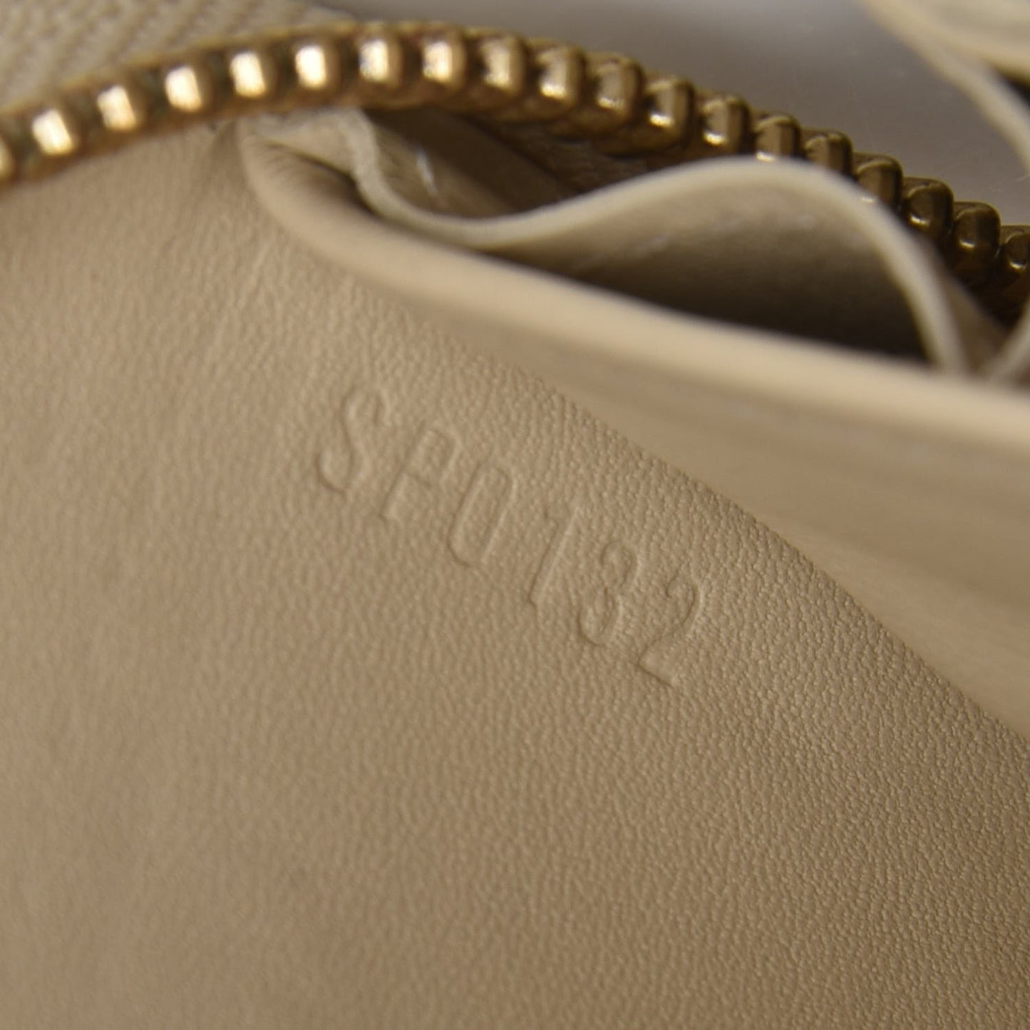 Vernis Zippy Wallet Blanc Corail