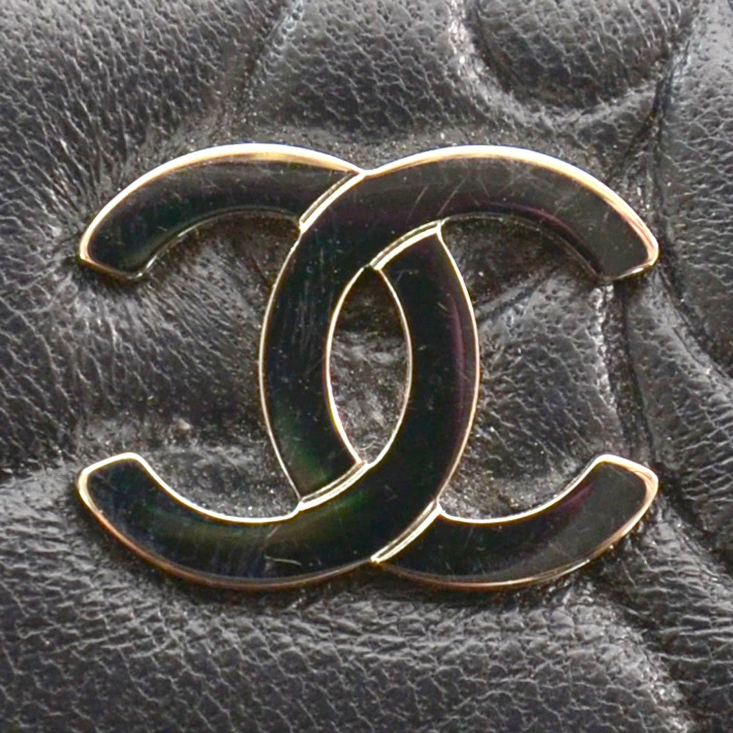 Lambskin Camellia Embossed Key Holder Case Black