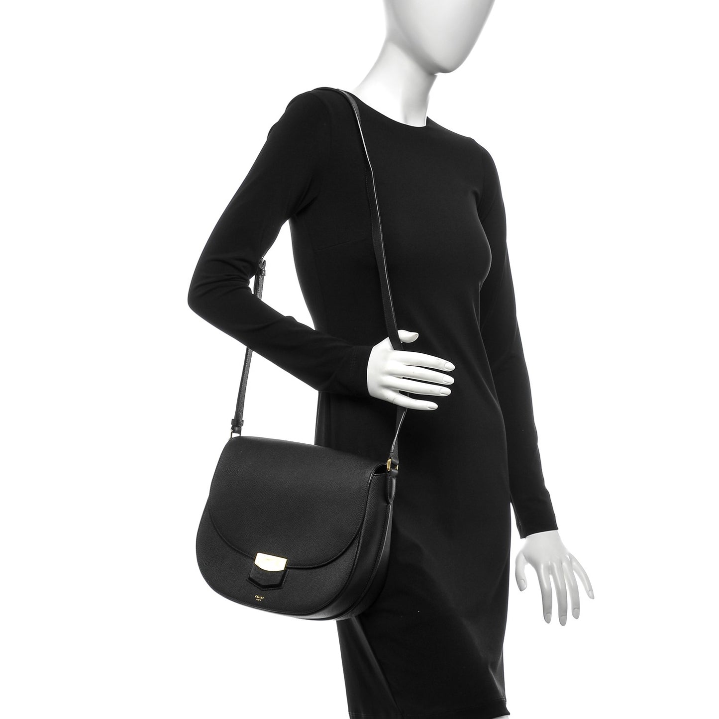 Grained Calfskin Medium Trotteur Black