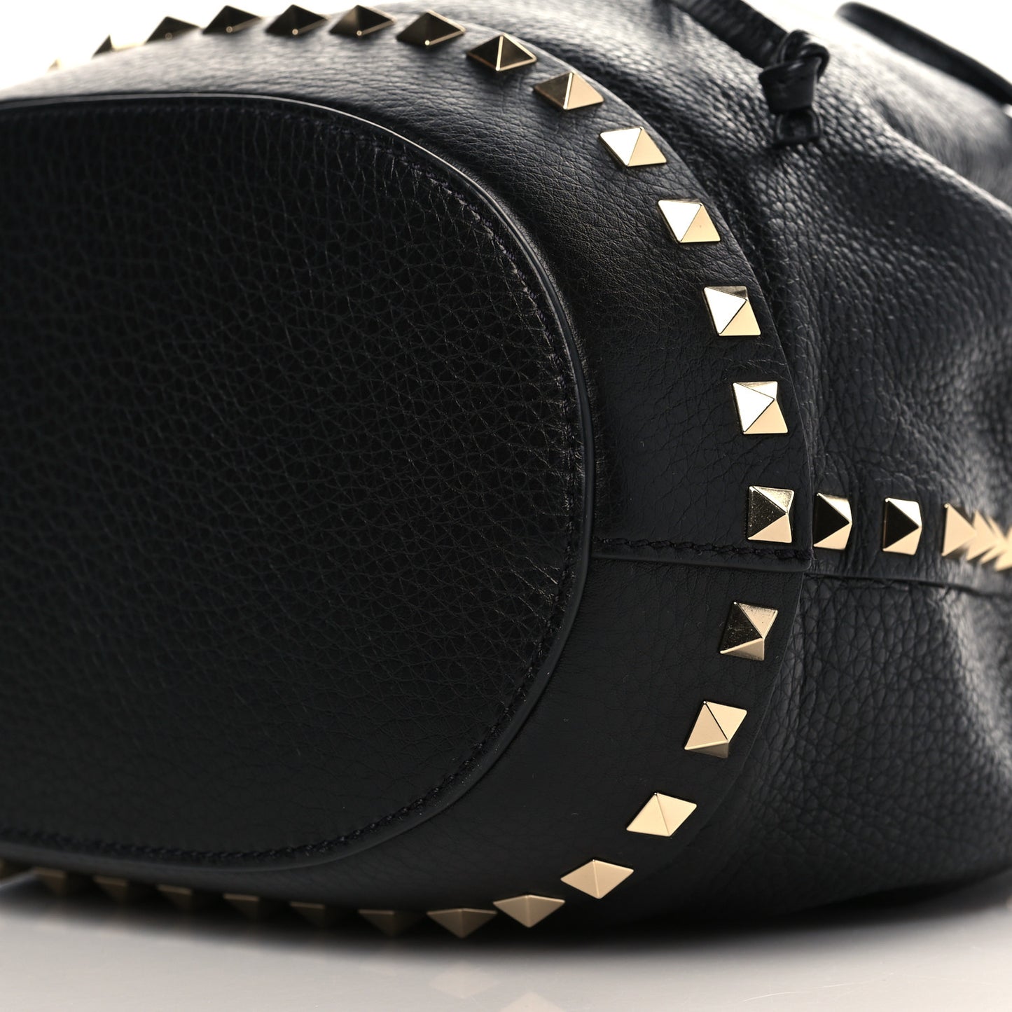 Pebbled Calfskin Rockstud Bucket Bag Black
