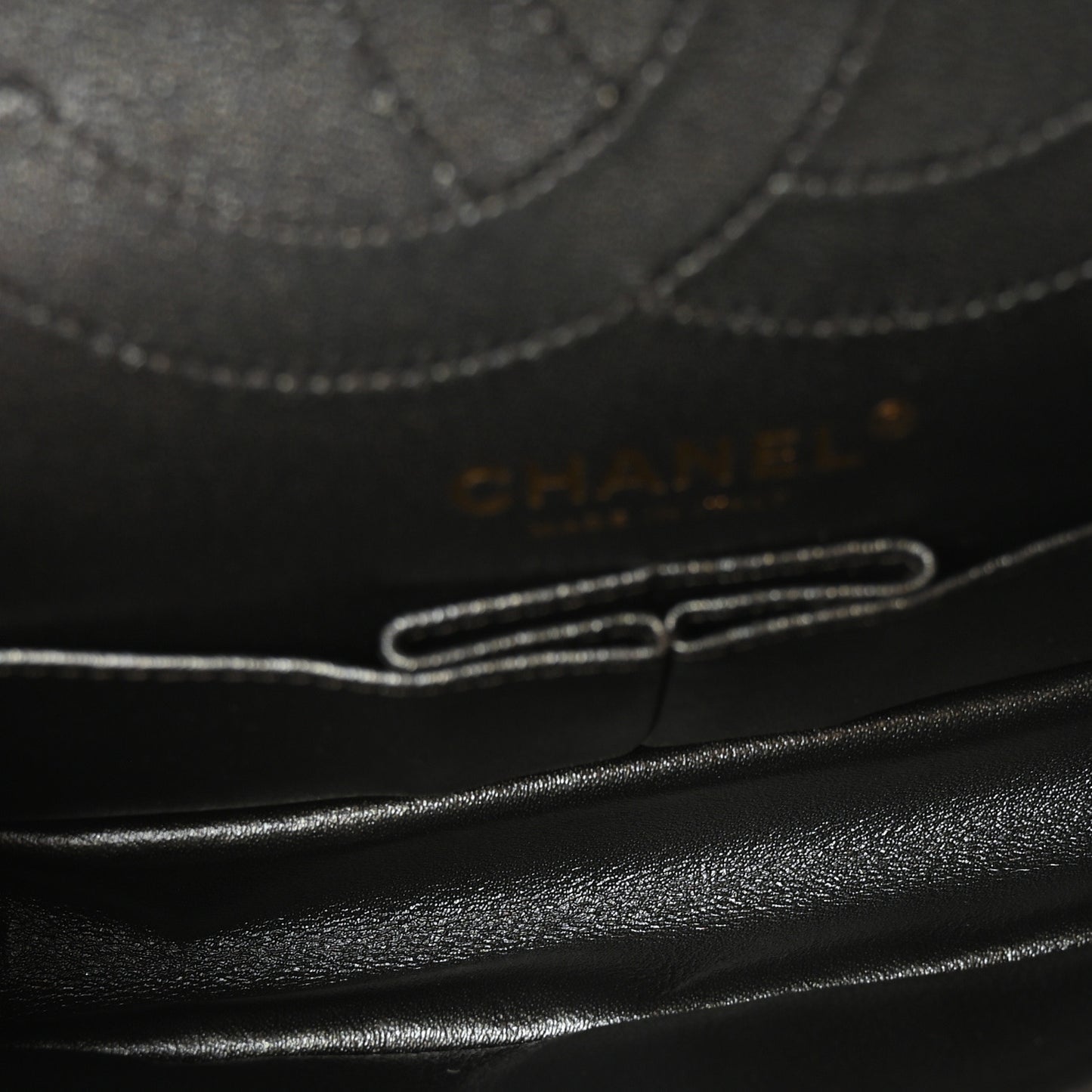 Iridescent Calfskin Quilted 2.55 Reissue 225 Flap Ruthenium