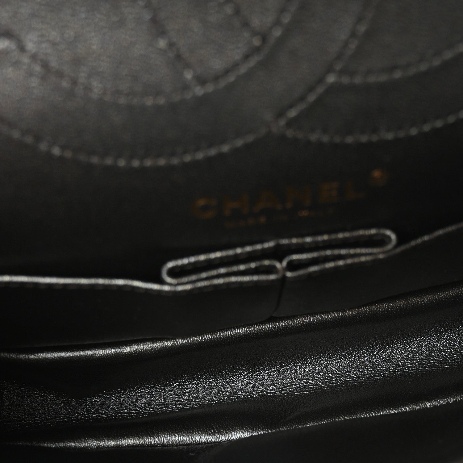 Chanel Iridescent Calfskin Quilted 2.55 Reissue 225 Flap Ruthenium 5 of 10