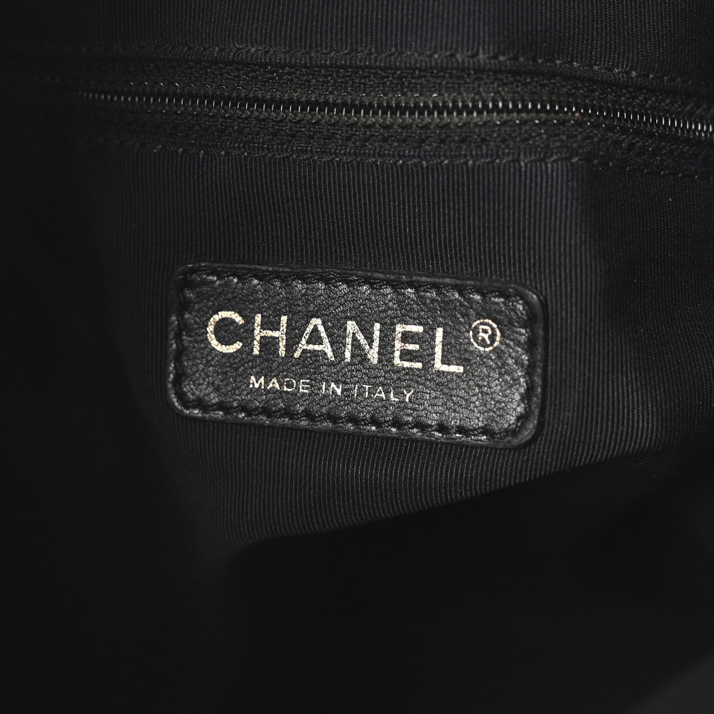 Calfskin Quilted Large Chain Me Hobo Black