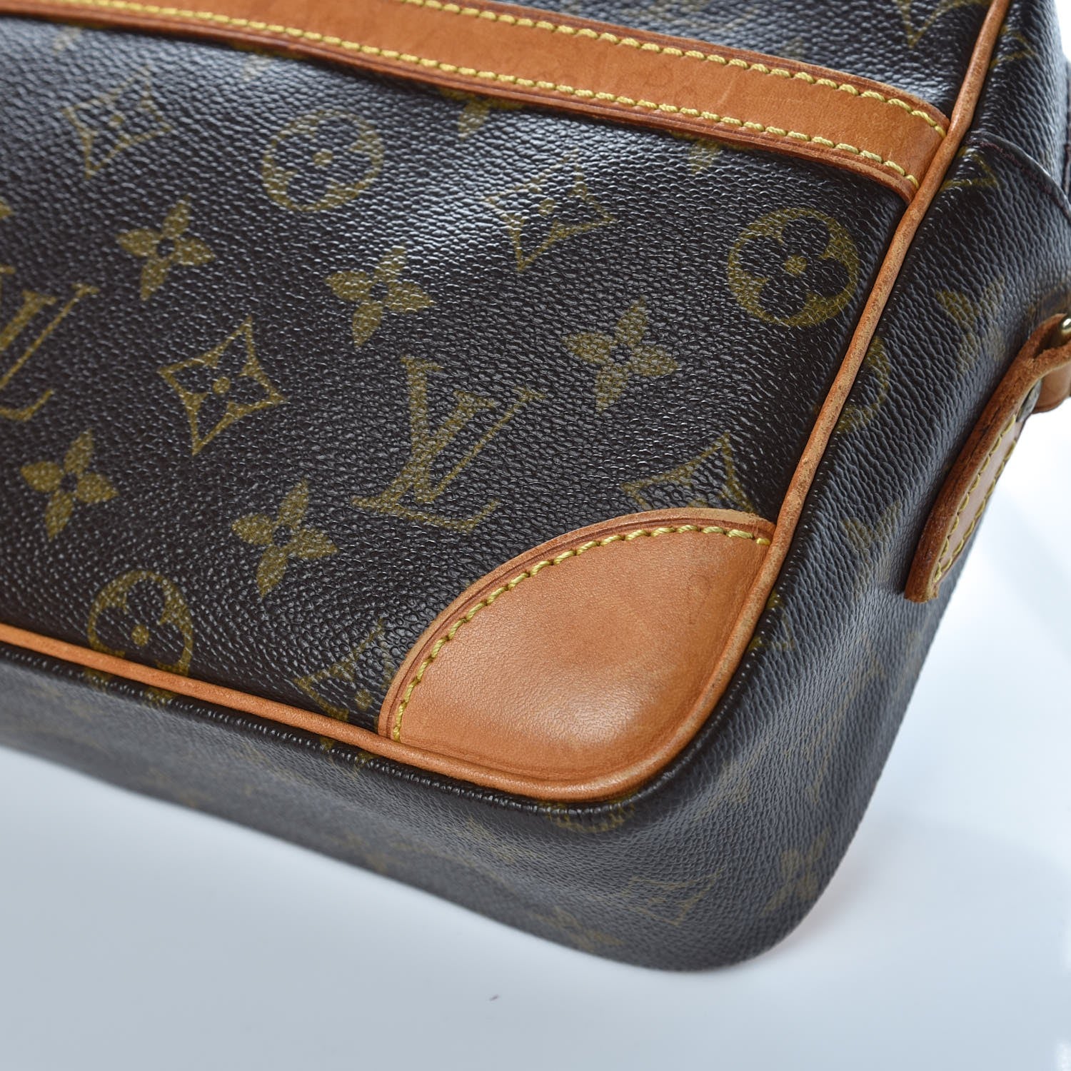 Louis Vuitton Monogram Trocadero 27 8 of 13