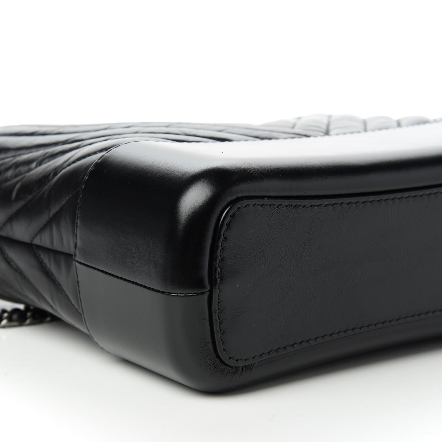 Aged Calfskin Chevron Quilted Medium Gabrielle Hobo Black