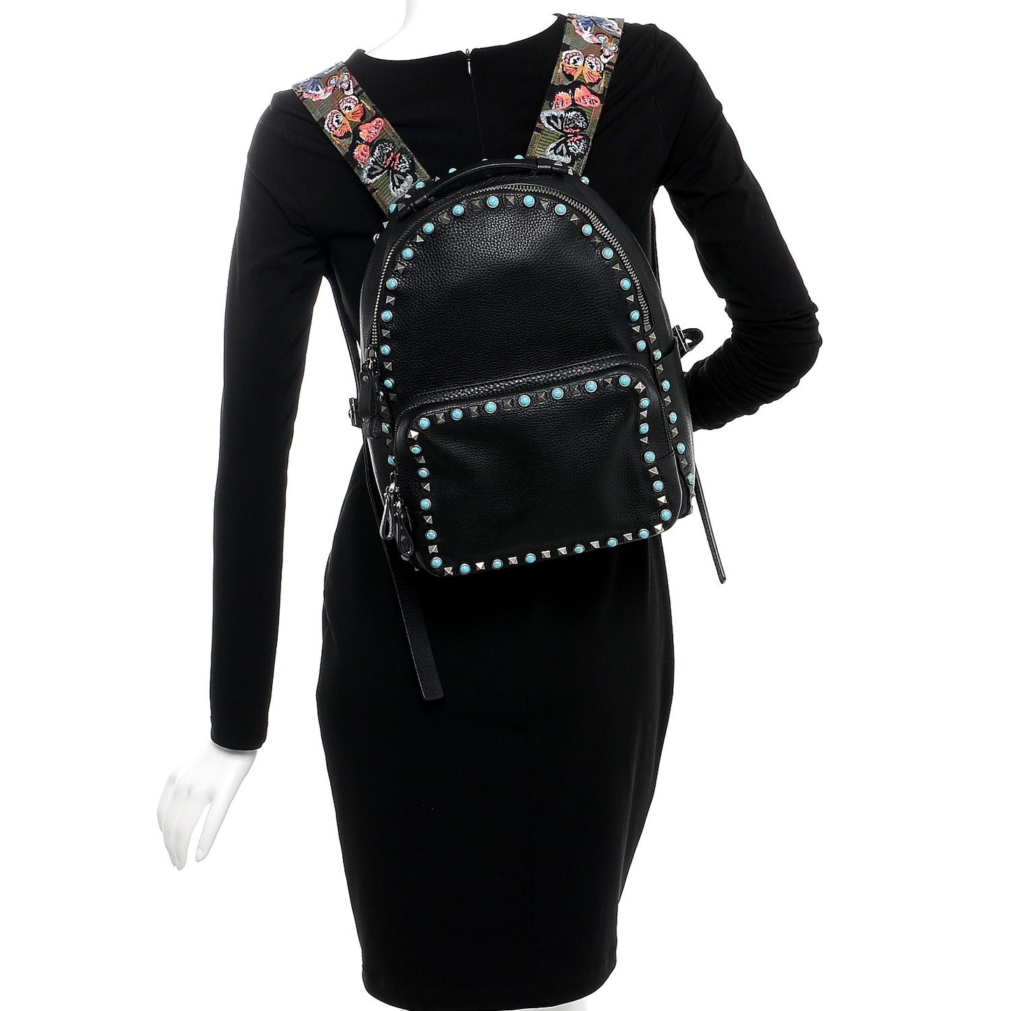 VALENTIN Pebbled Calfskin Medium Rockstud Rolling Backpack Black