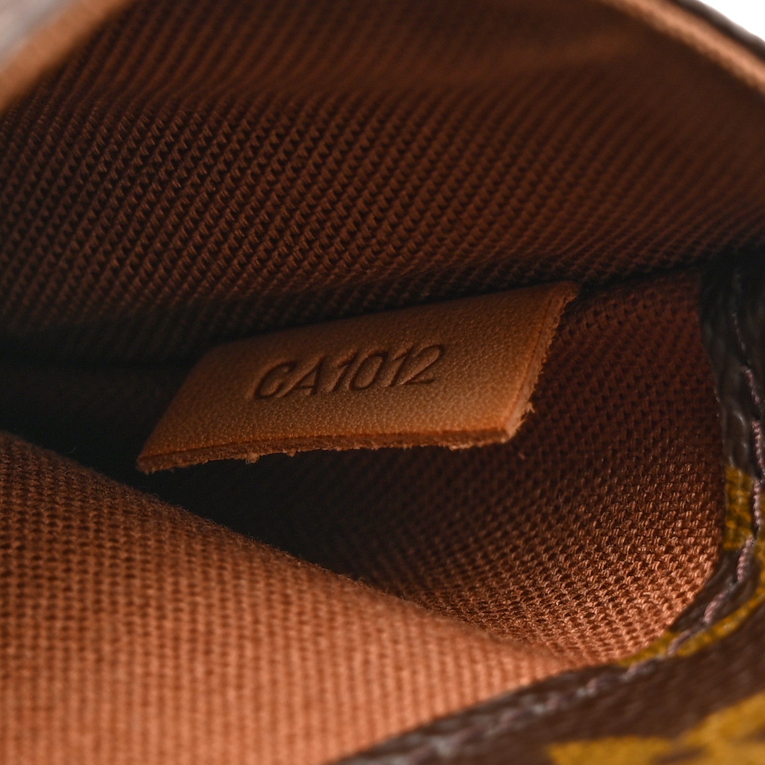 Louis Vuitton Monogram Pochette Gange 7 of 9