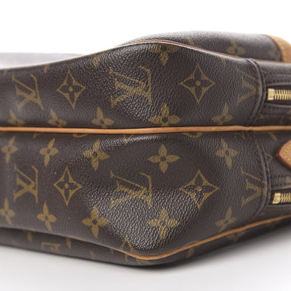 Louis Vuitton Monogram Reporter PM 9 of 10
