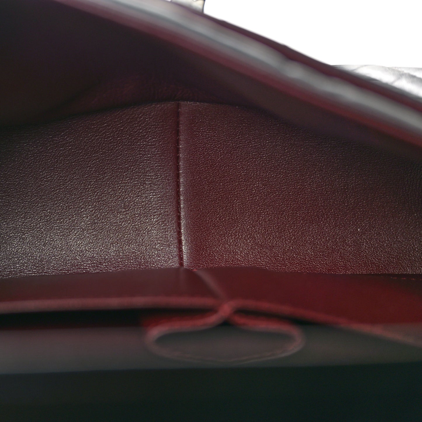 Aged Calfskin Chevron Quilted 2.55 Reissue 226 So Black