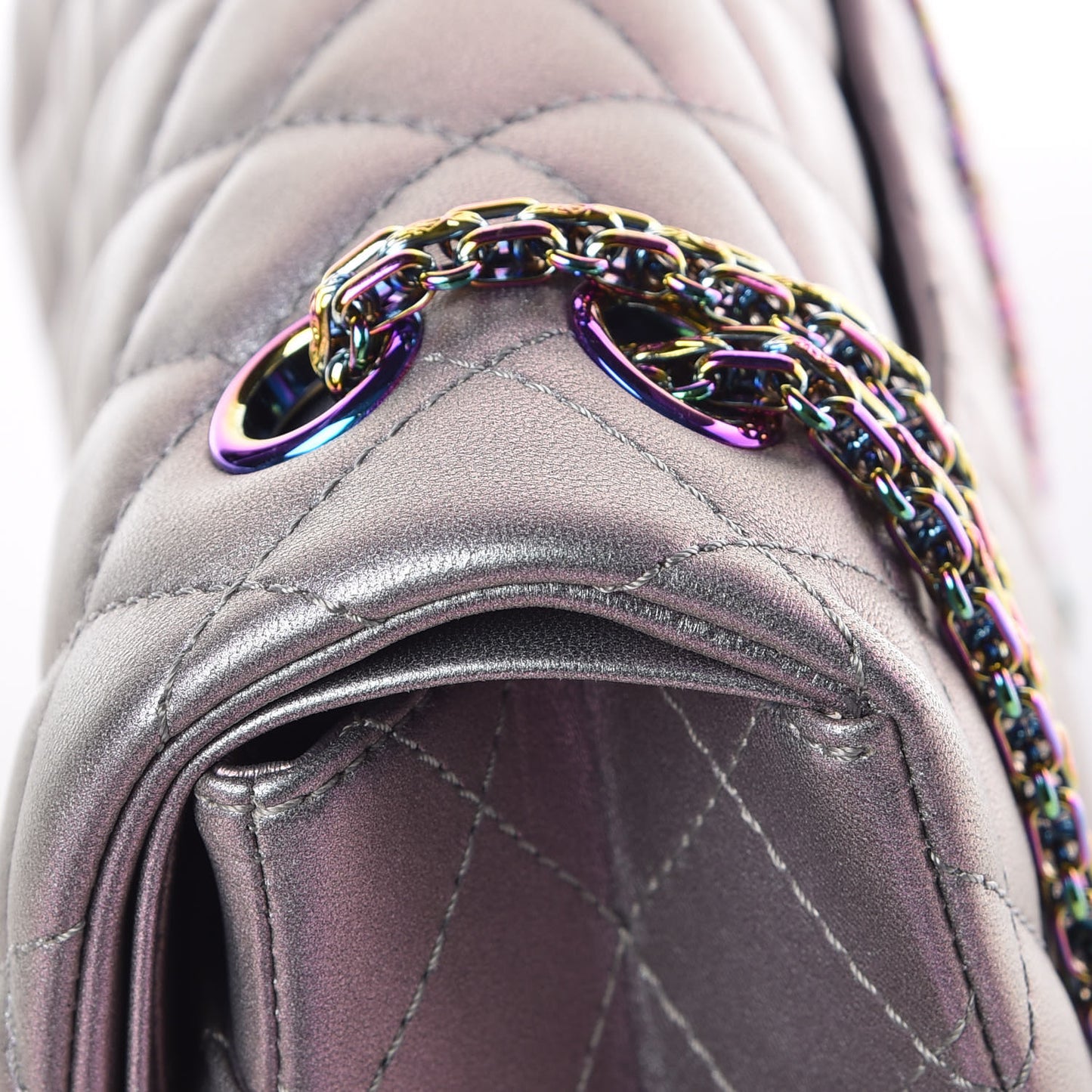 Iridescent Lambskin Quilted 2.55 Reissue 226 Flap Light Purple