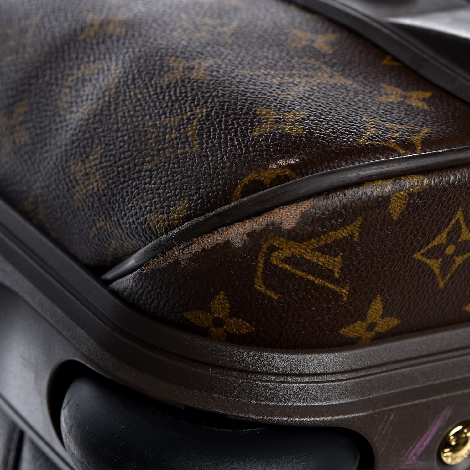 Louis Vuitton Monogram Pegase 60 15 of 17