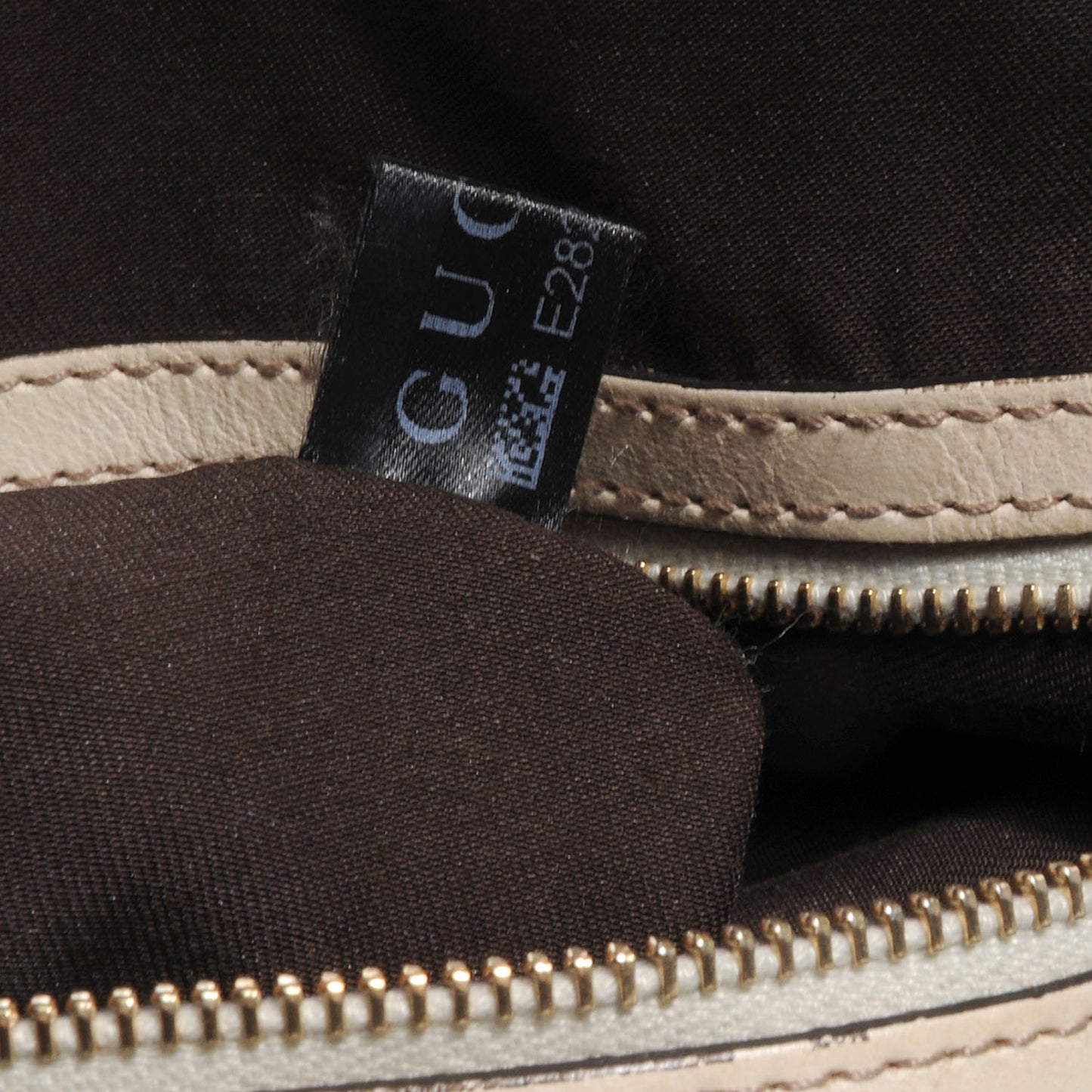 Monogram Medium Pelham Shoulder Bag Ivory