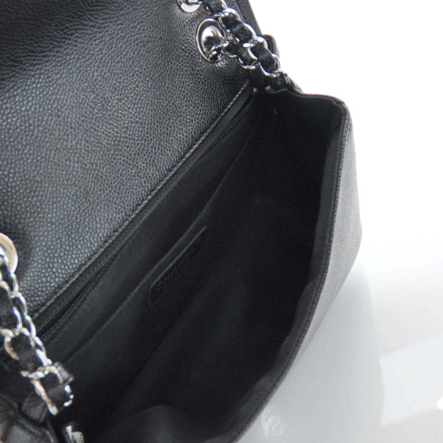 Caviar Timeless Medium Flap Black