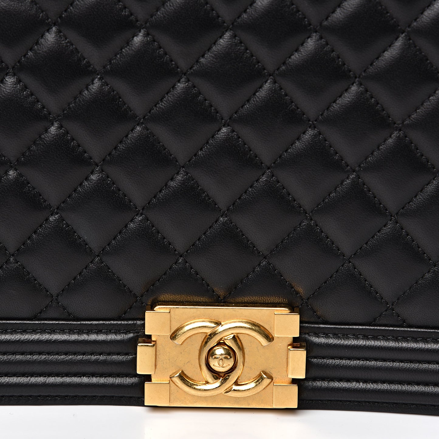Lambskin Quilted Large Boy Flap Black