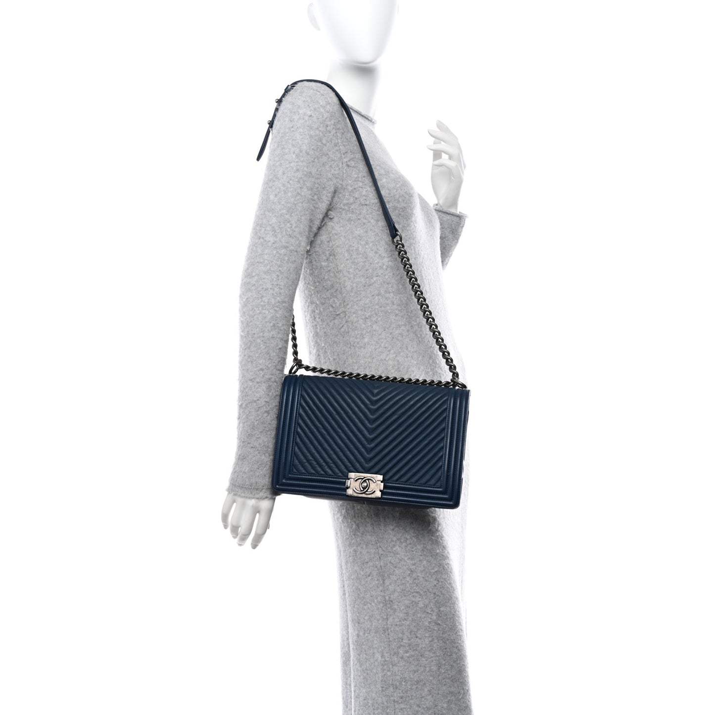 Wrinkled Lambskin Chevron Quilted New Medium Boy Flap Navy Blue