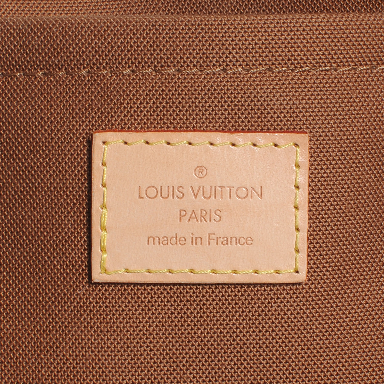 Louis Vuitton Monogram Riveting 6 of 8