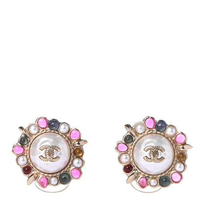 Chanel Pearl Gripoix CC Round Earrings Gold 1 of 4