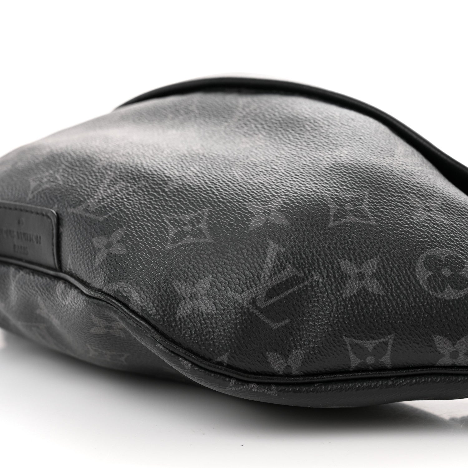 Louis Vuitton Monogram Eclipse Discovery Bumbag 10 of 12