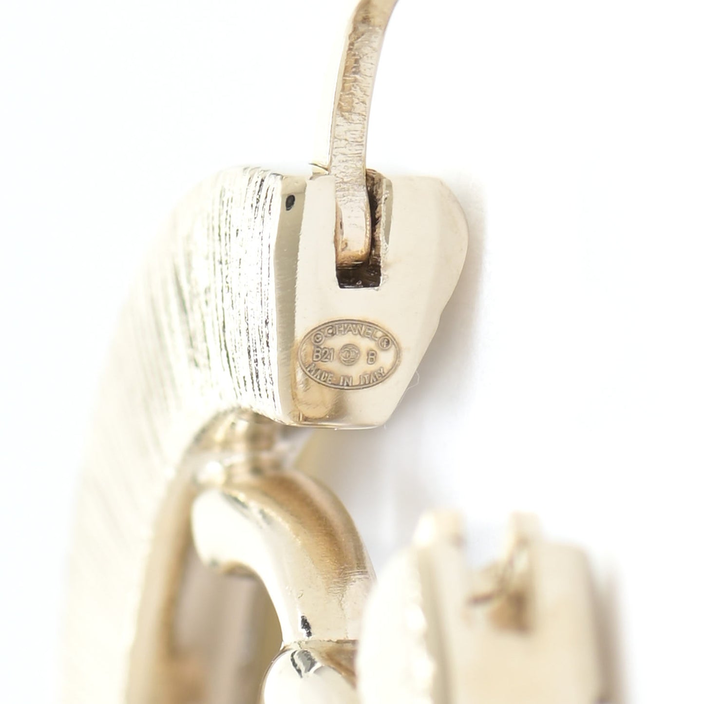 Metal Crystal Strass CC Hoop Earrings Gold