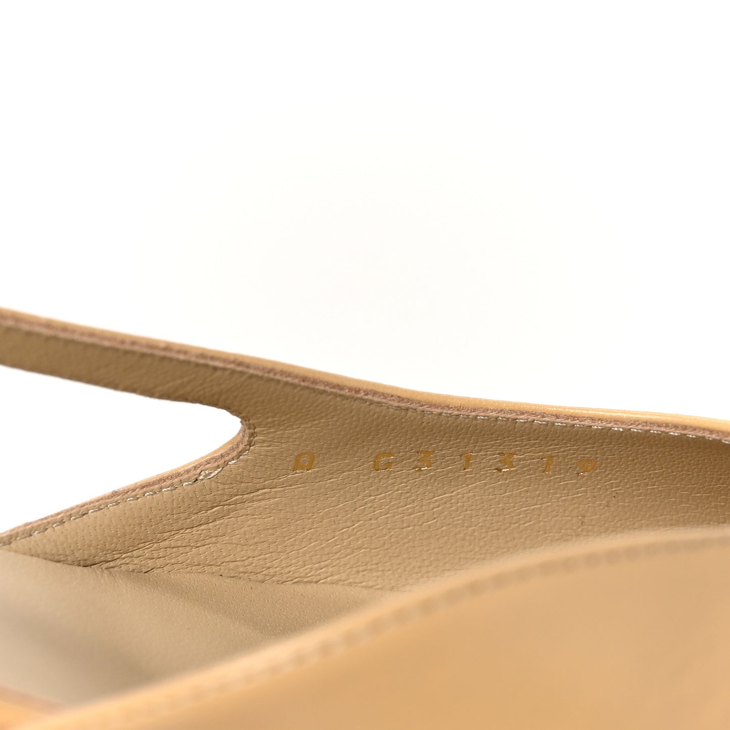 Goatskin Grosgrain Cap Toe CC Slingback Pumps 39.5 Beige Black
