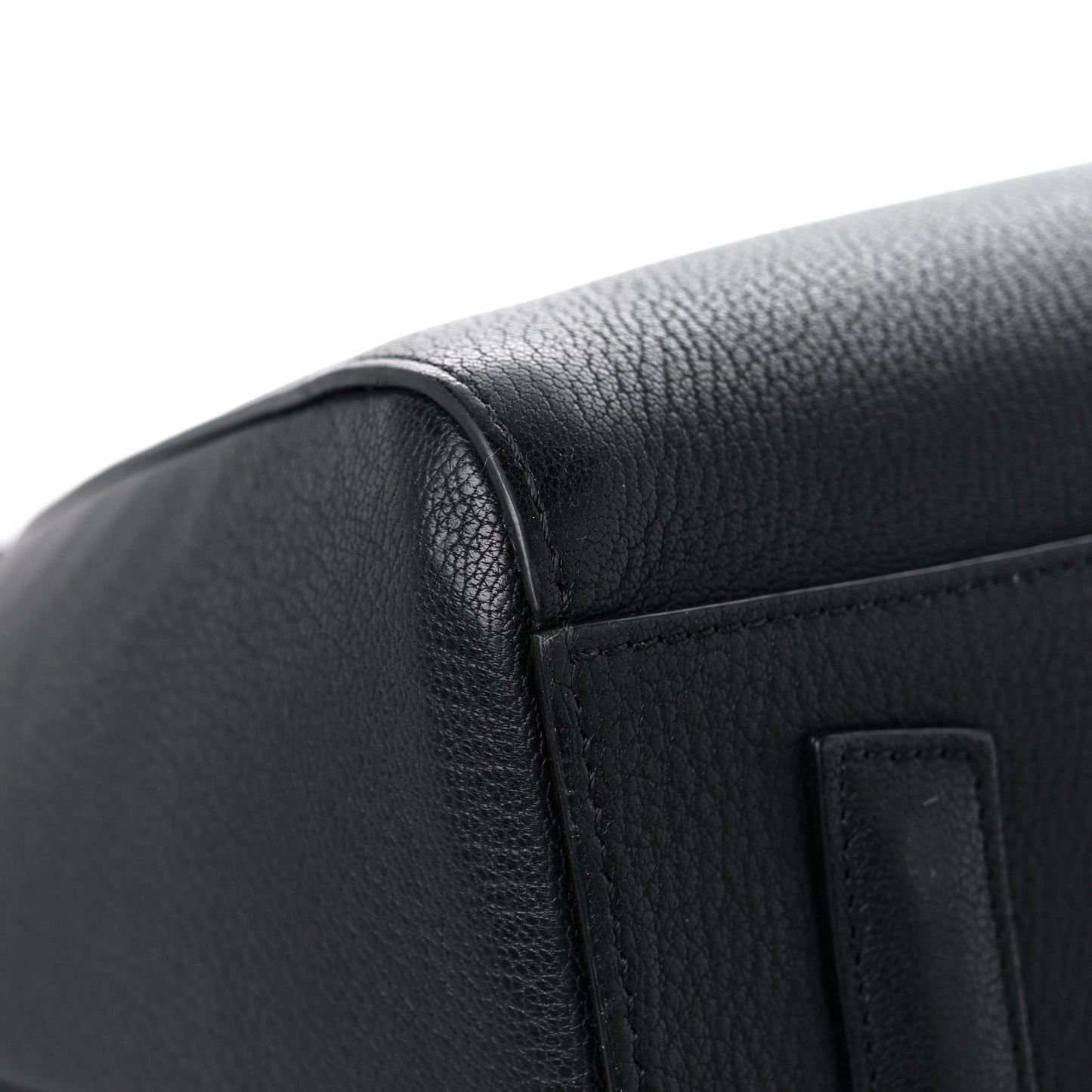 Sugar Goatskin Medium Antigona Black
