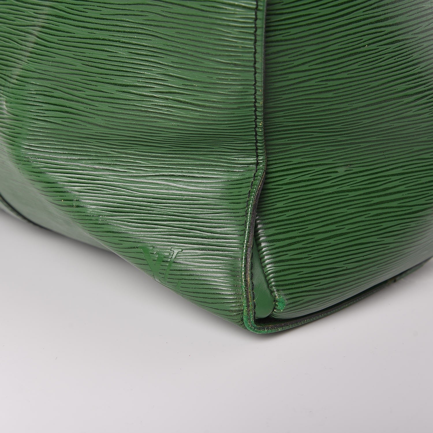 Louis Vuitton Epi Keepall 45 Borneo 12 of 25