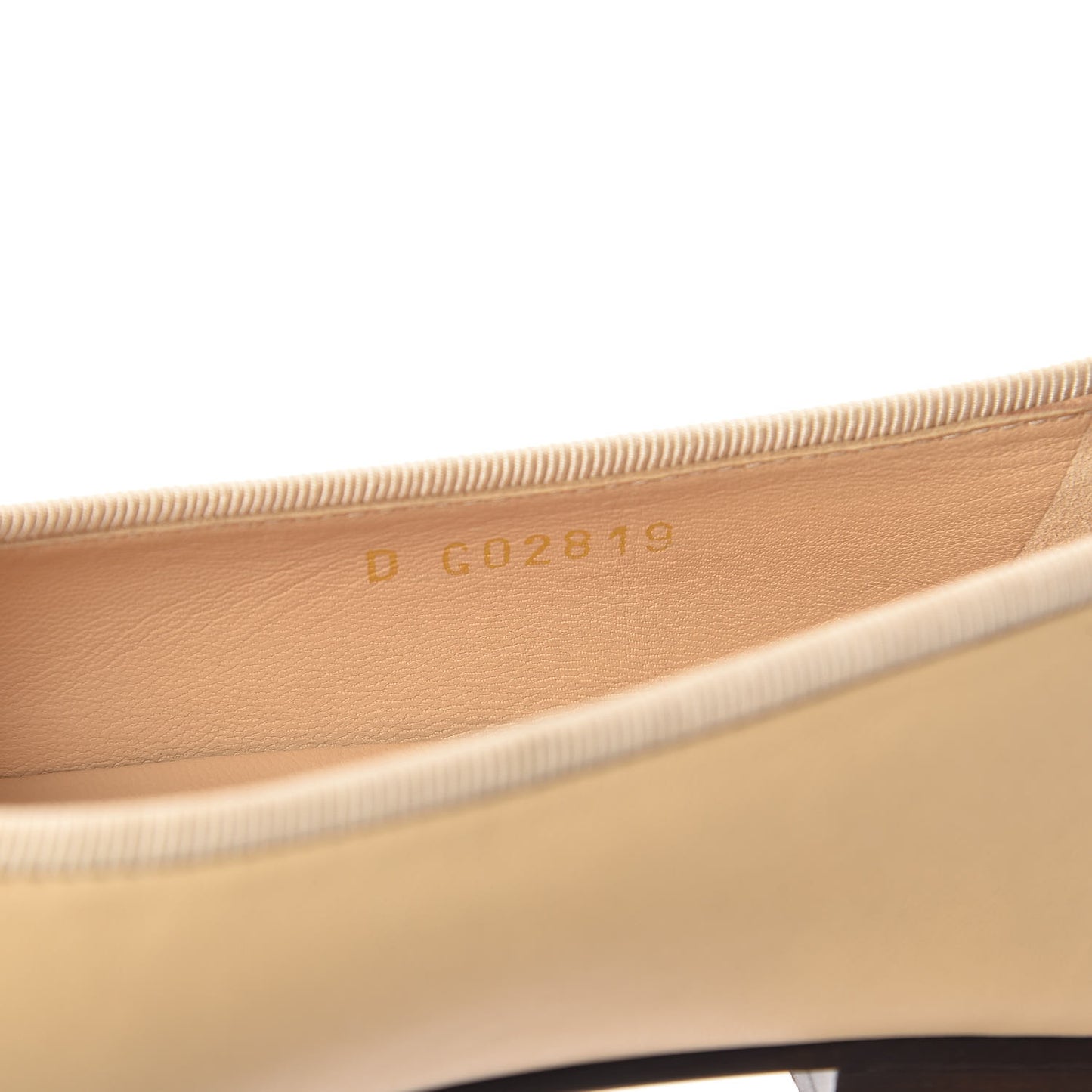 Lambskin Cap Toe CC Ballerina Flats 37 Beige Black