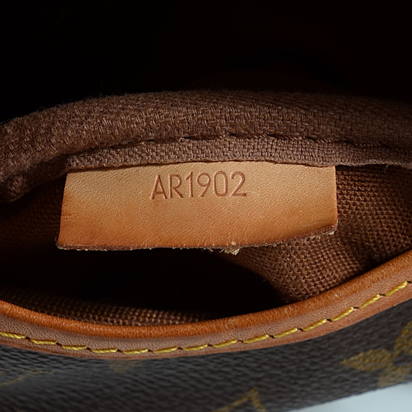 Monogram Saumur 30
