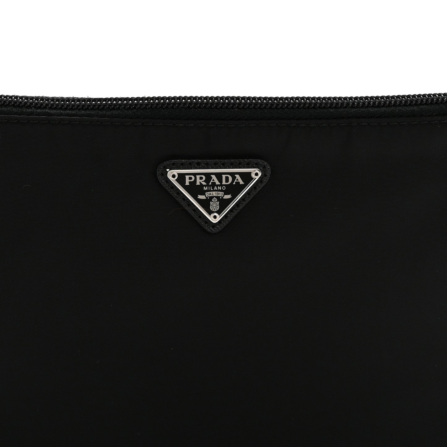 Re-Nylon Vela Pouch Black
