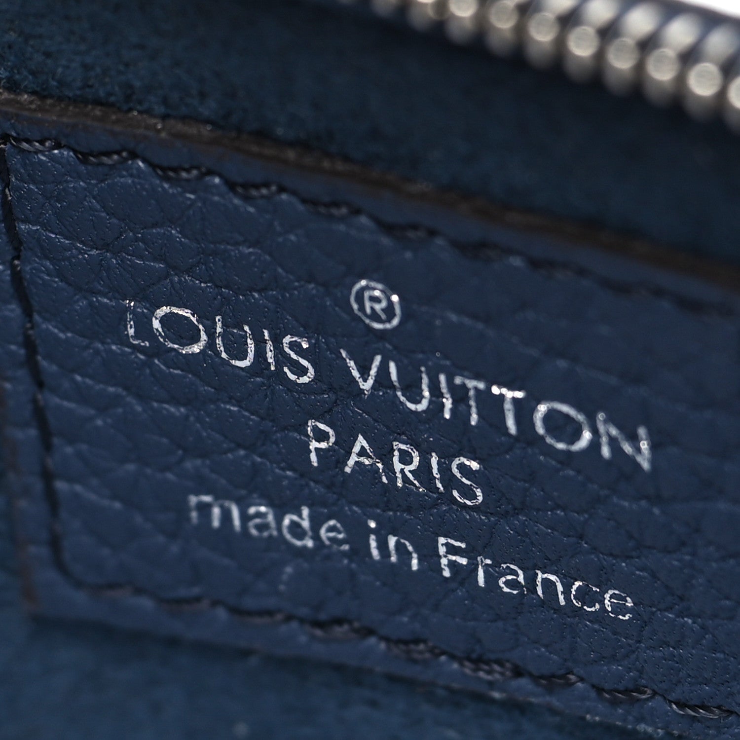 Louis Vuitton Mahina Flight Mode Key Pouch Bleu Marine 6 of 7