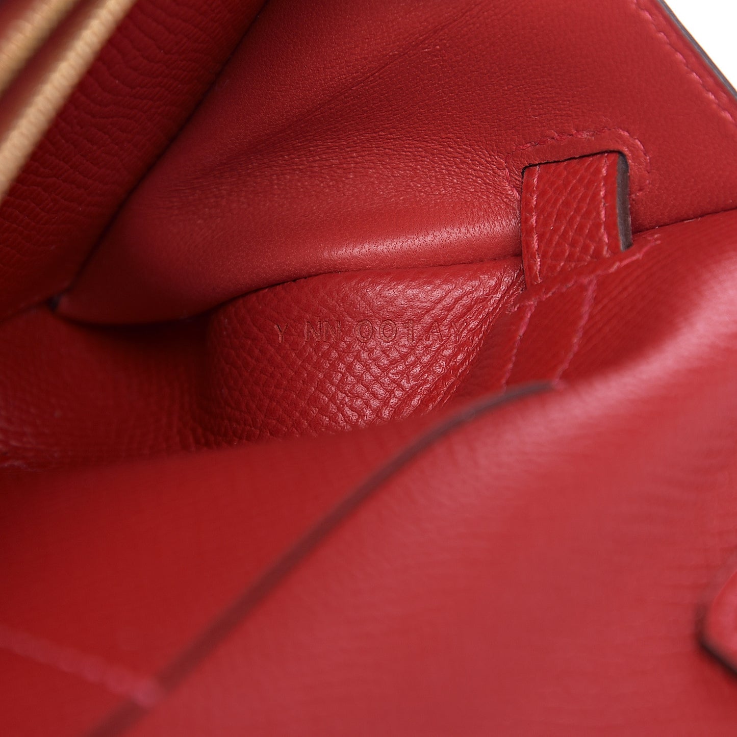Epsom Kelly Wallet To Go Rouge Casaque
