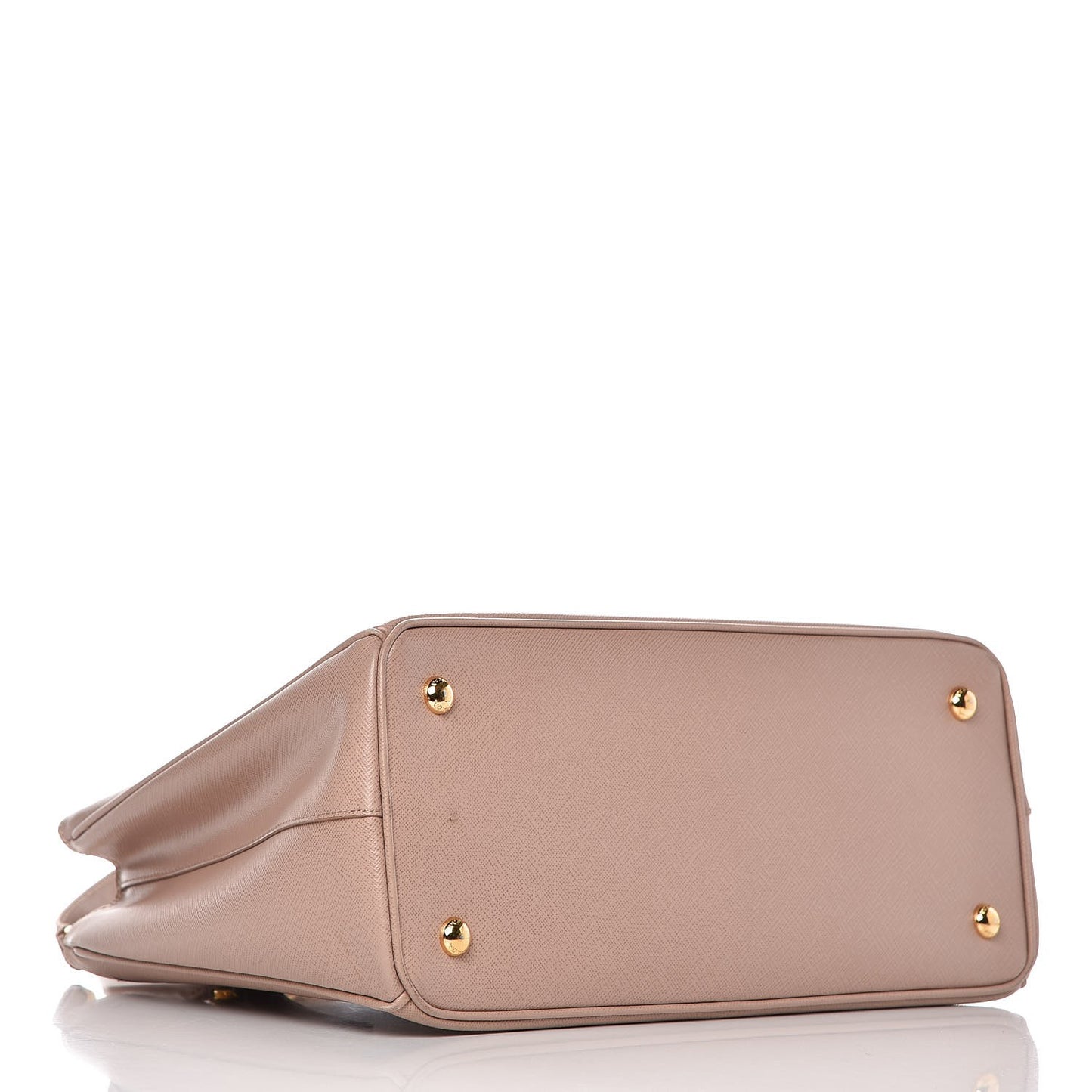 Saffiano Lux Medium Tote Cammeo