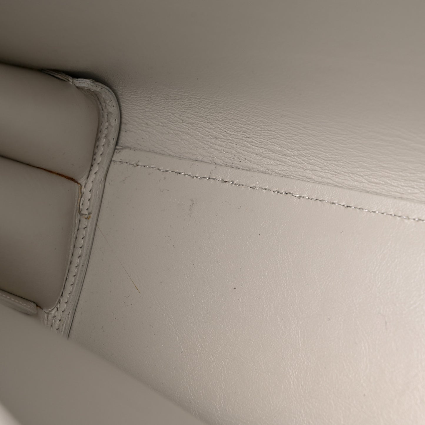Grain De Poudre Small Sac De Jour Crema Soft