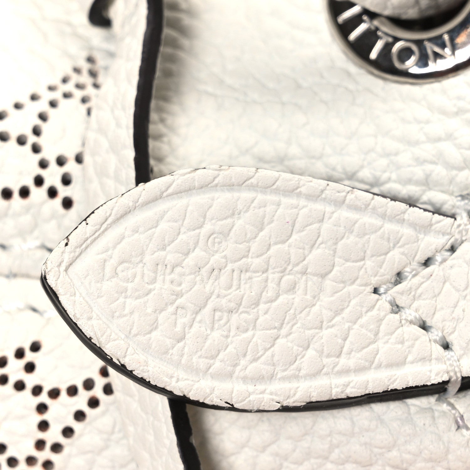Louis Vuitton Mahina Bella Snow White 6 of 12