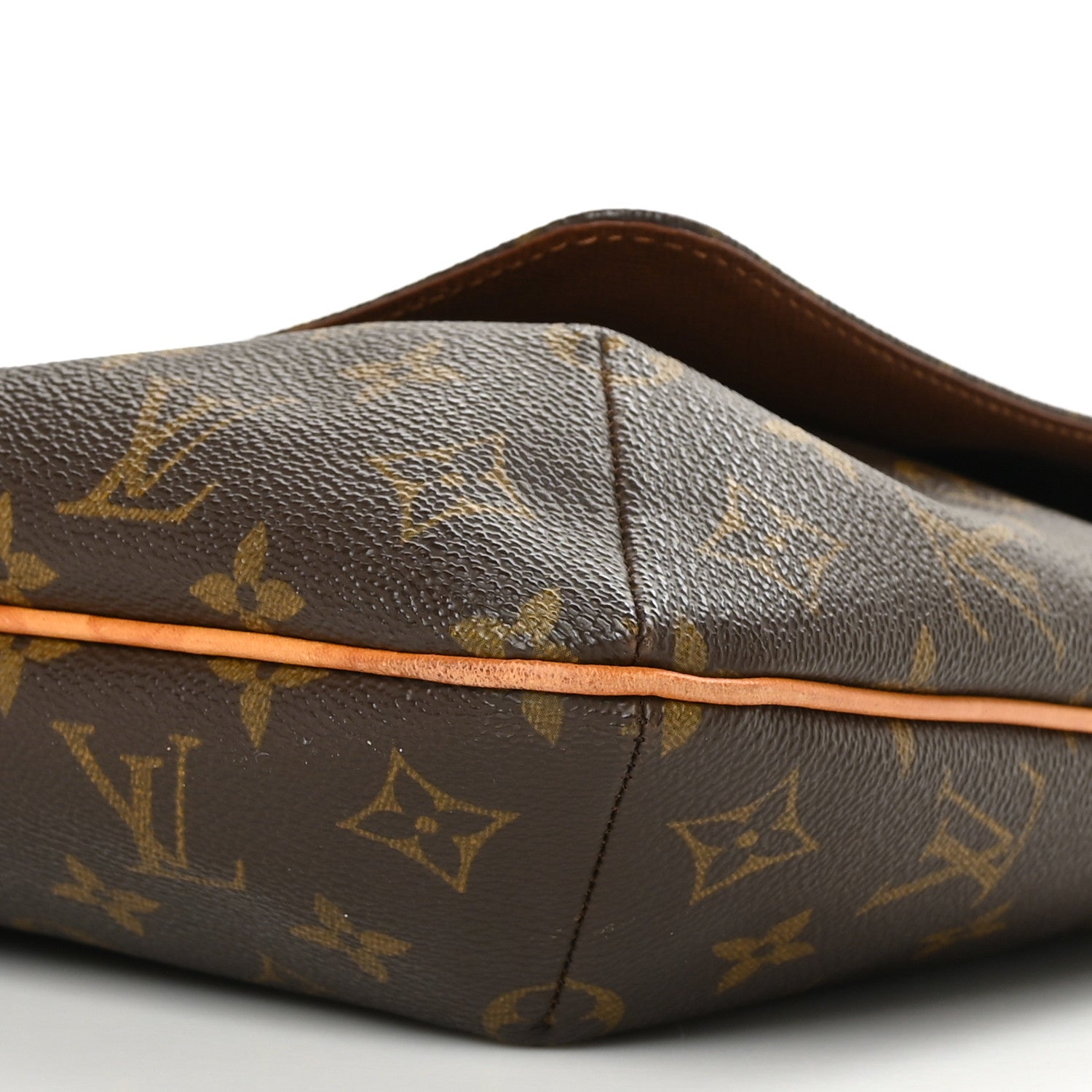 Louis Vuitton Monogram Musette GM 8 of 8