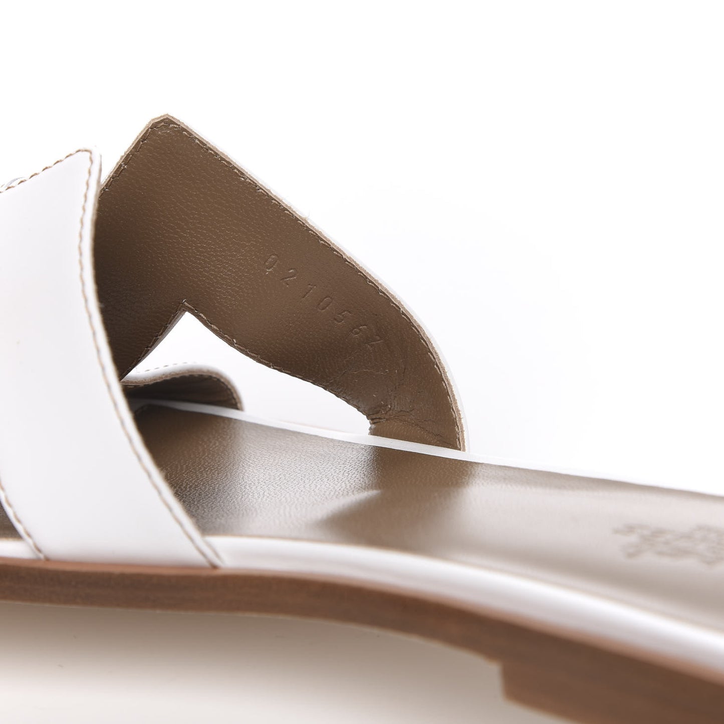 Box Calfskin Oran Sandals 39.5 White