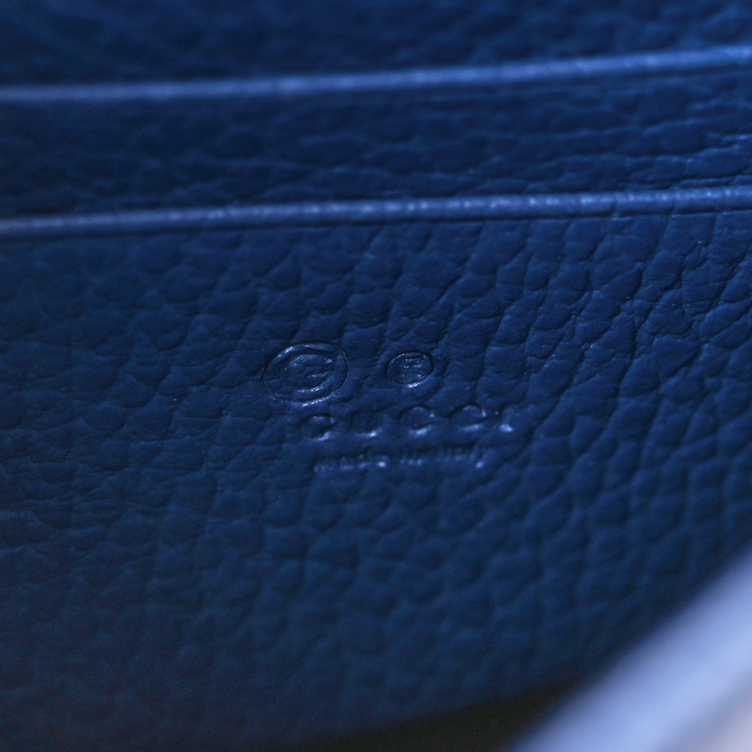 Gucci Dollar Calfskin Interlocking G Chain Wallet Caspian 6 of 10