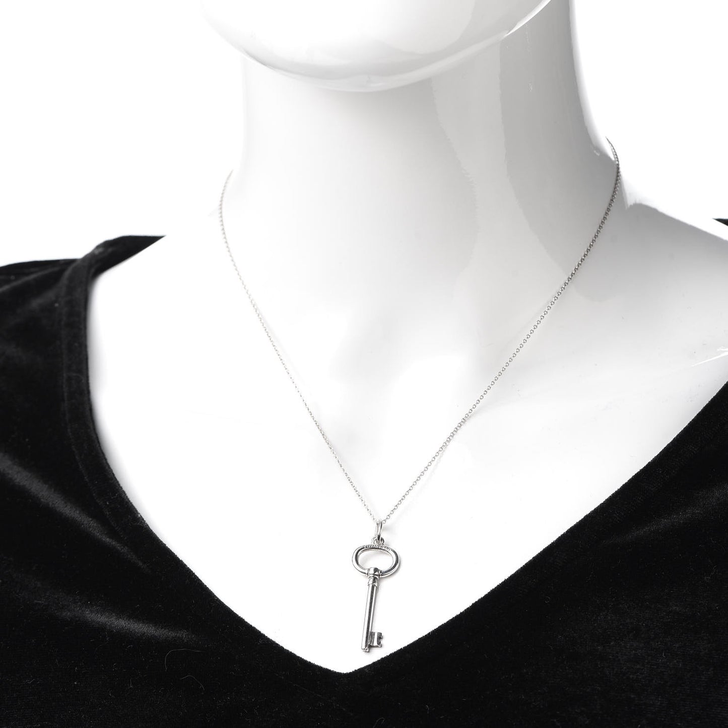 Sterling Silver Oval Key Pendant Necklace