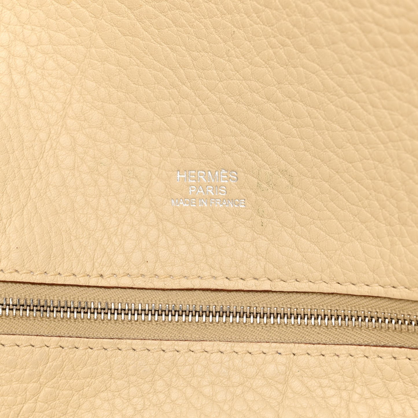 Taurillon Clemence Victoria II Cabas 35 Parchemin