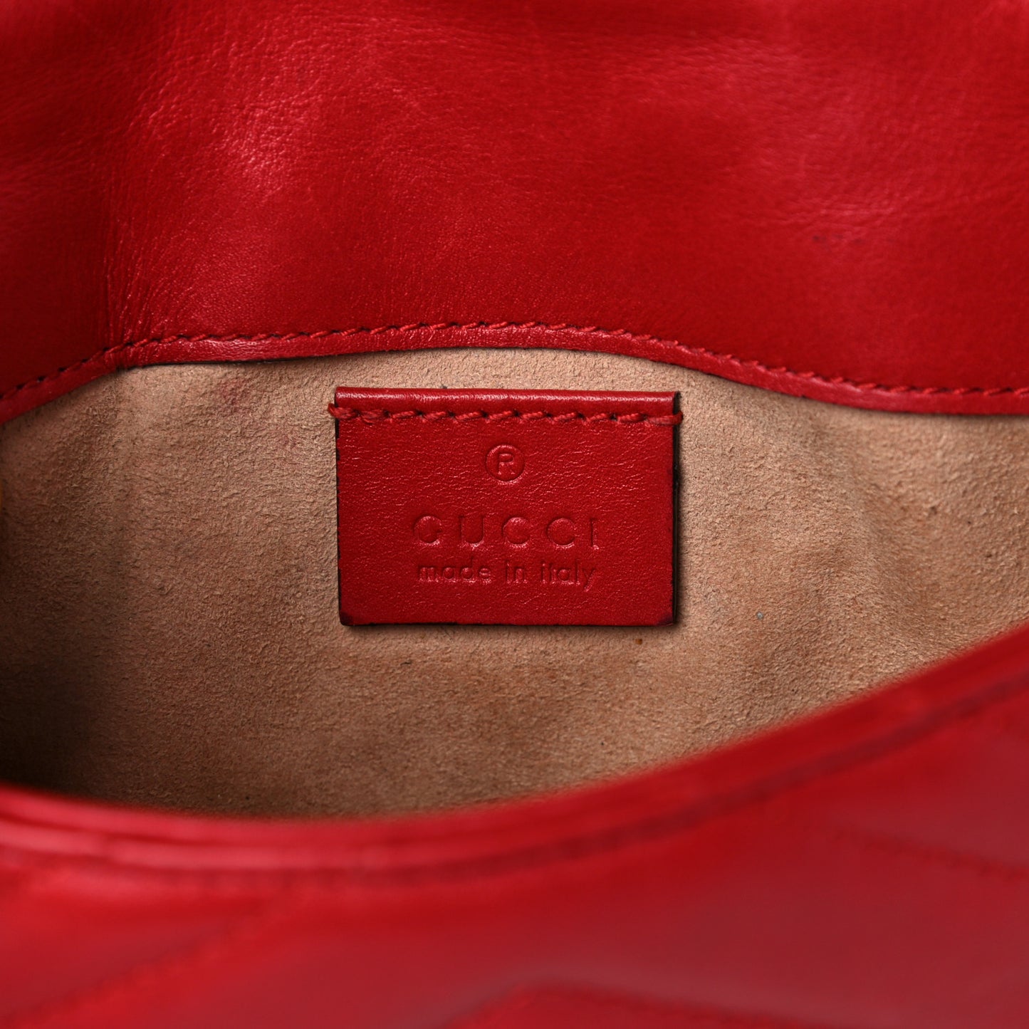 Calfskin Matelasse Super Mini GG Marmont Shoulder Bag Hibiscus Red