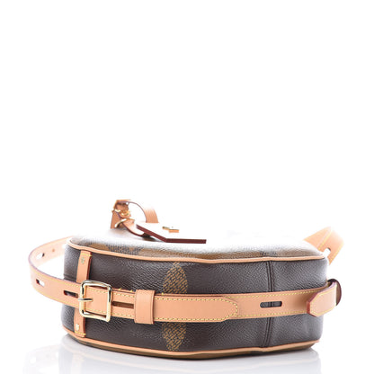 Louis Vuitton Reverse Monogram Giant Boite Chapeau Souple 4 of 9